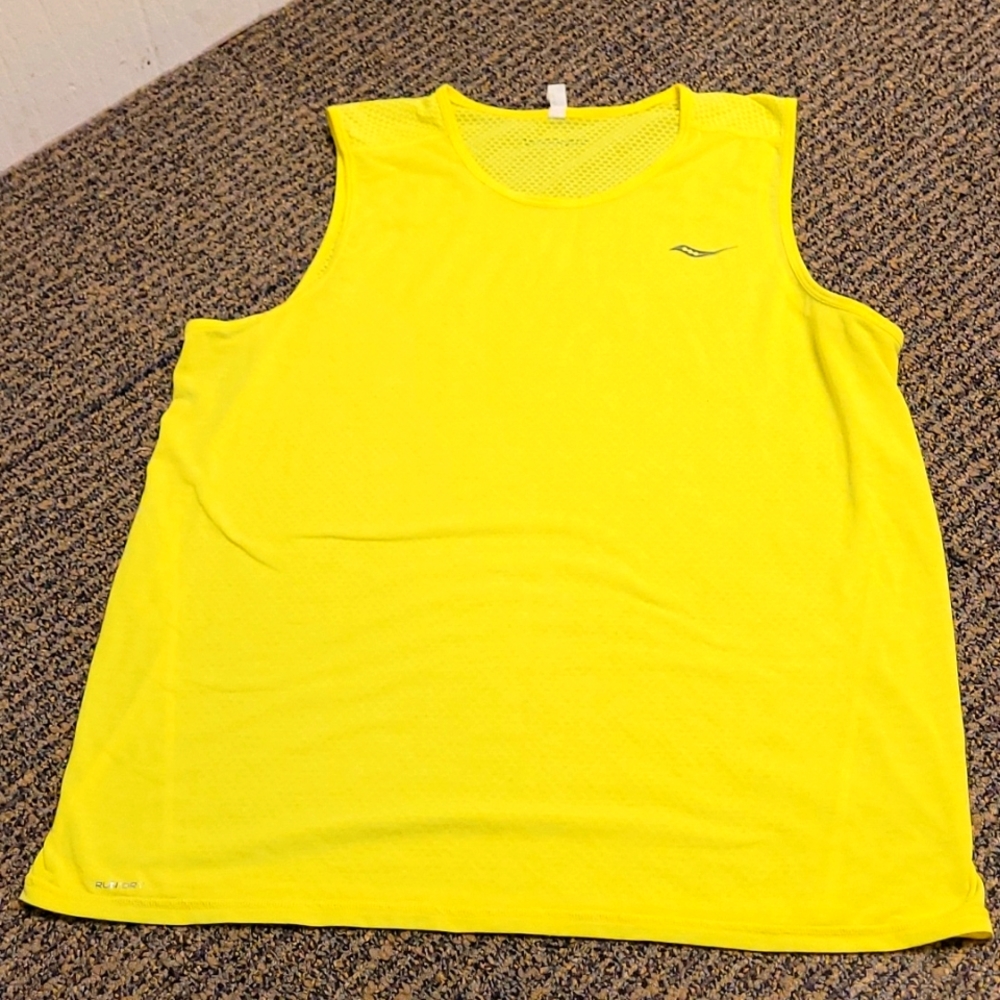 Mens Saucony Run Dry tank